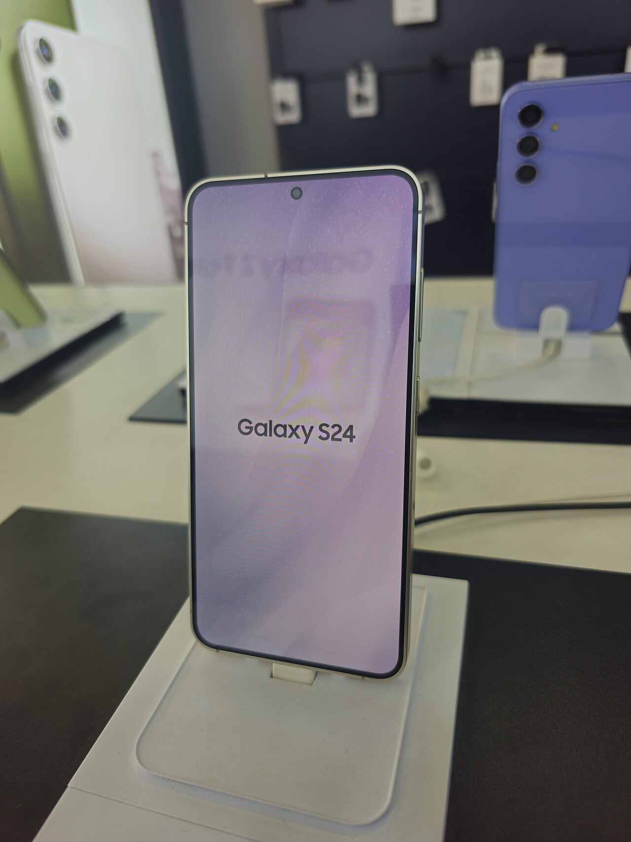 Galaxy S24